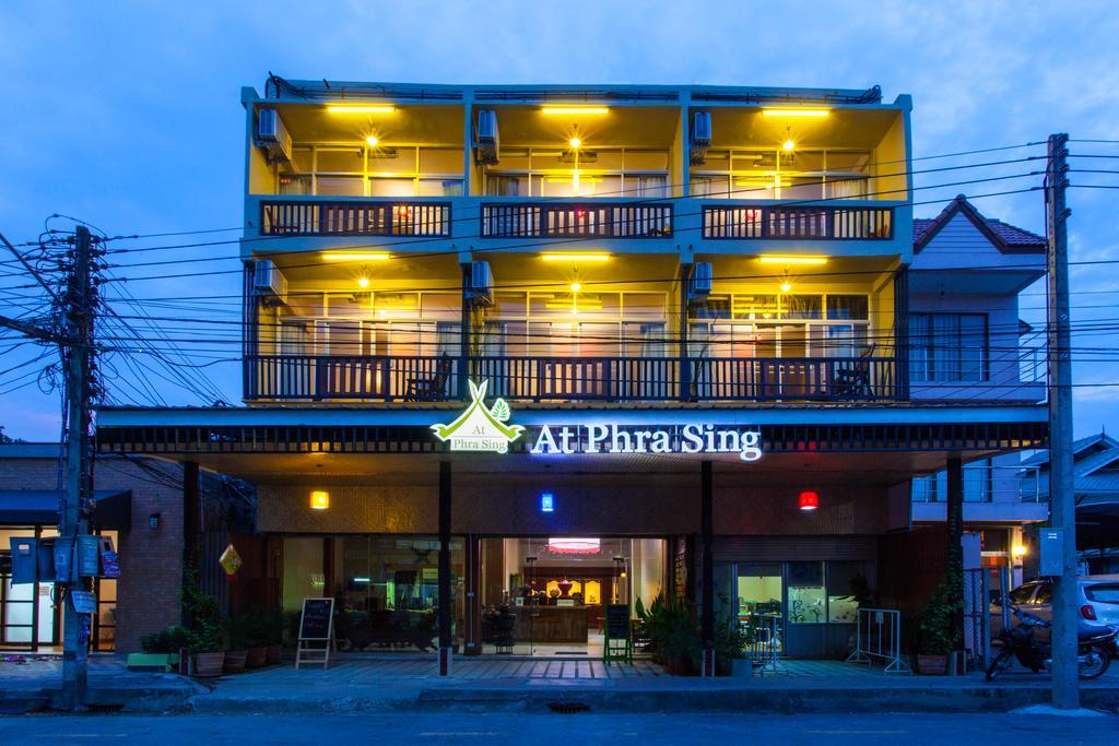 Hotel At Phra Sing Chiang Mai Zewnętrze zdjęcie