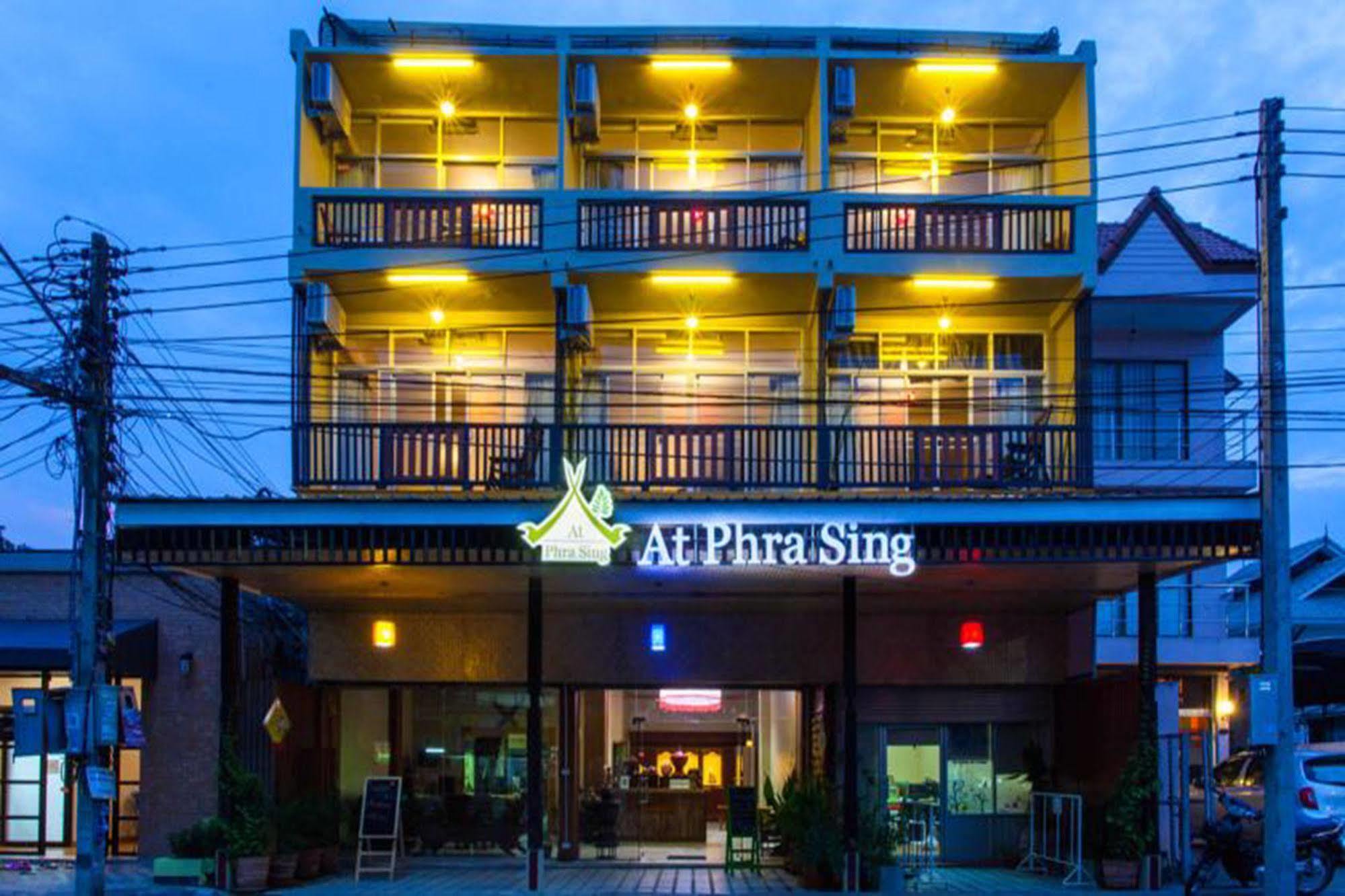 Hotel At Phra Sing Chiang Mai Zewnętrze zdjęcie