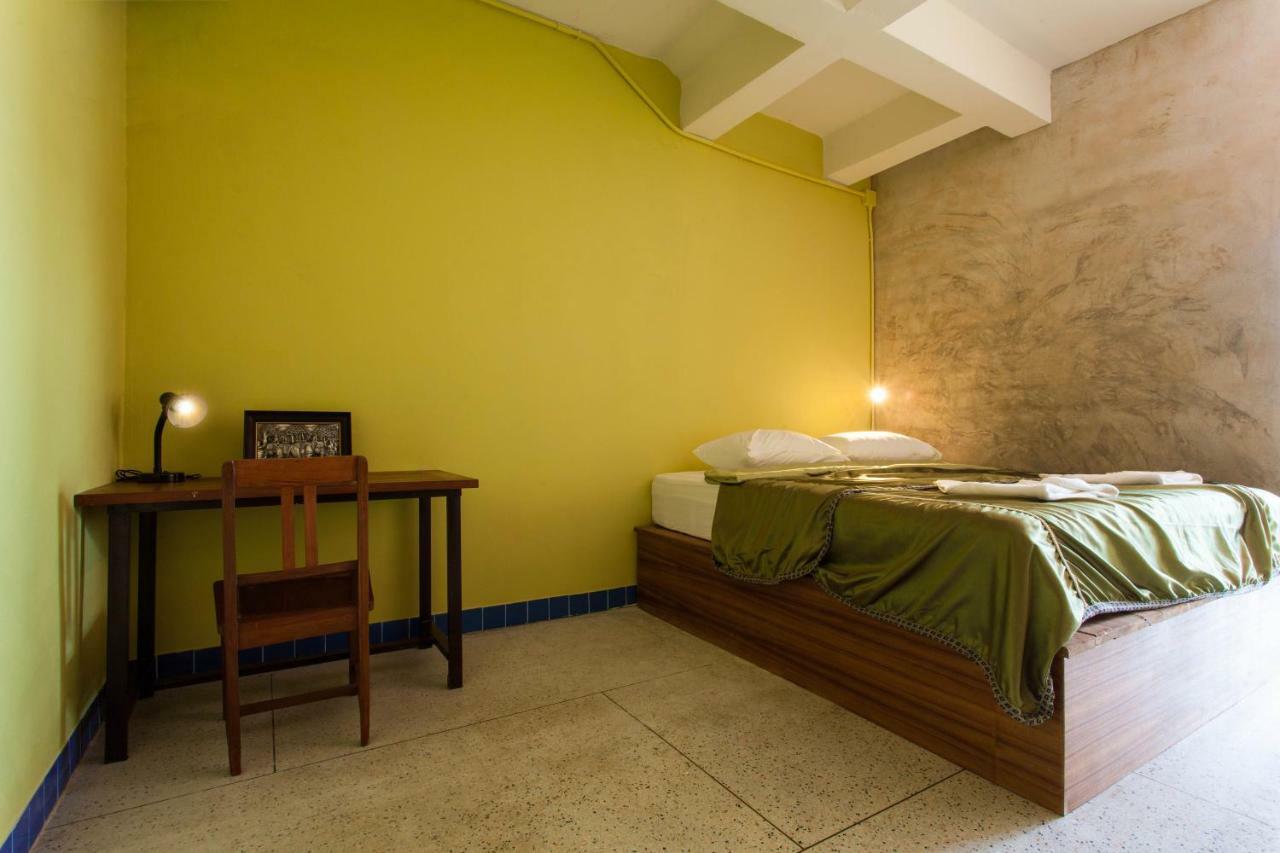 Hotel At Phra Sing Chiang Mai Zewnętrze zdjęcie