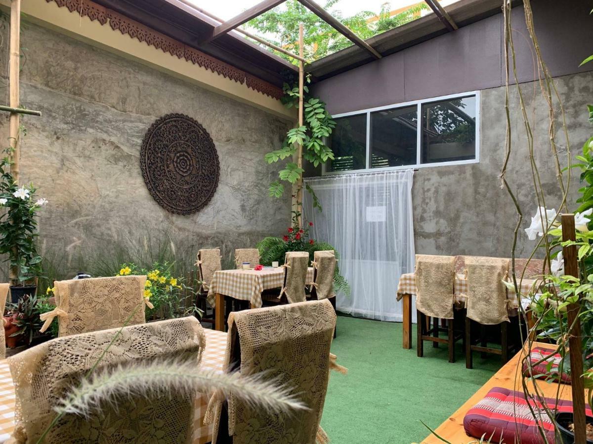 Hotel At Phra Sing Chiang Mai Zewnętrze zdjęcie