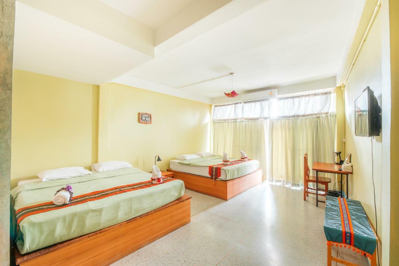 Hotel At Phra Sing Chiang Mai Zewnętrze zdjęcie